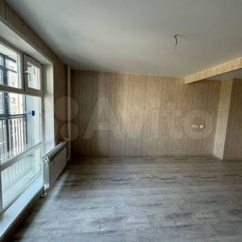 Продается 1-комнатная квартира, 40 м²