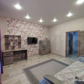 Сдается 2-х комнатная квартира, 74 м²