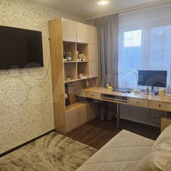 Продается Многокомнатная квартира, 84 м²