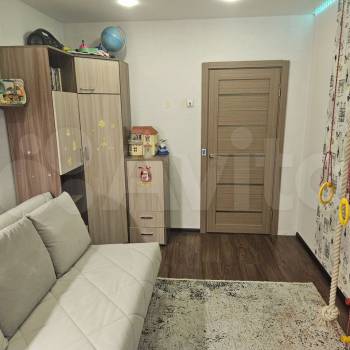 Продается Многокомнатная квартира, 84 м²