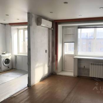 Продается 1-комнатная квартира, 32 м²