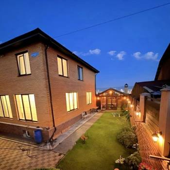 Продается Дом, 320 м²