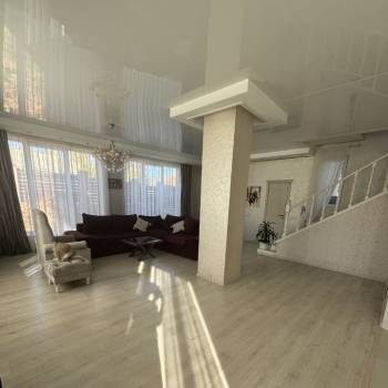 Продается Дом, 320 м²