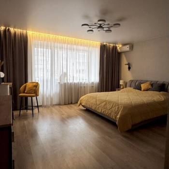 Продается Многокомнатная квартира, 140 м²