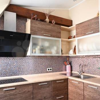 Продается 1-комнатная квартира, 116 м²