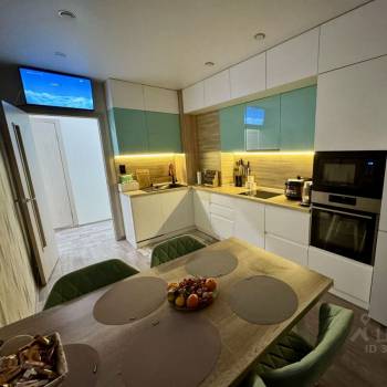 Продается 2-х комнатная квартира, 56,63 м²