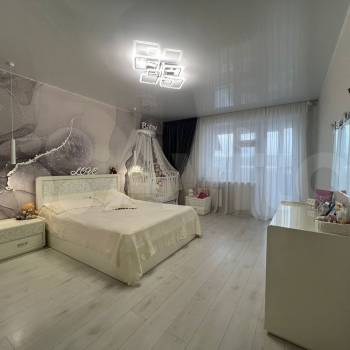 Продается 3-х комнатная квартира, 160 м²