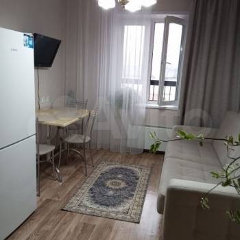 Сдается 1-комнатная квартира, 40,2 м²