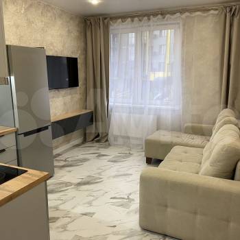 Сдается 1-комнатная квартира, 37 м²
