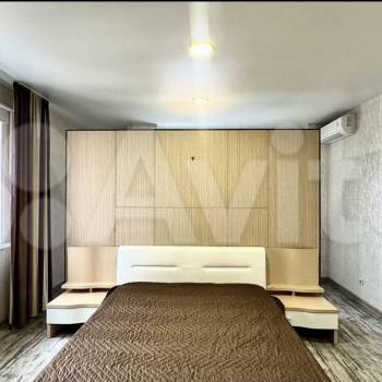 Сдается 2-х комнатная квартира, 75 м²