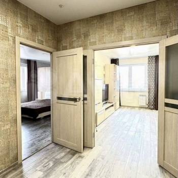 Сдается 2-х комнатная квартира, 75 м²