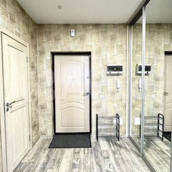 Сдается 2-х комнатная квартира, 75 м²