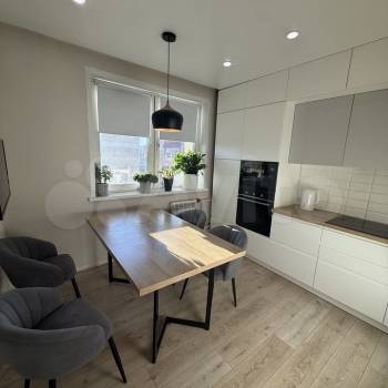 Продается 1-комнатная квартира, 45 м²