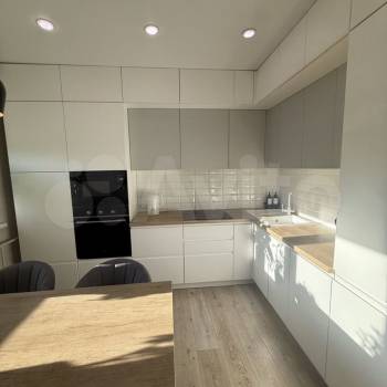 Продается 1-комнатная квартира, 45 м²