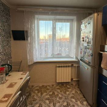 Продается Многокомнатная квартира, 79 м²