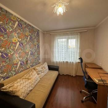 Продается Многокомнатная квартира, 79 м²