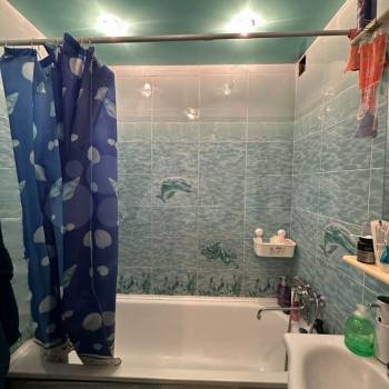 Продается Многокомнатная квартира, 79 м²