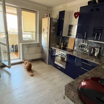 Продается 1-комнатная квартира, 54,1 м²