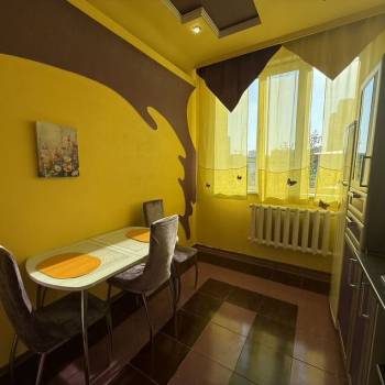 Сдается 2-х комнатная квартира, 63 м²