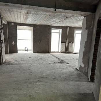 Продается 3-х комнатная квартира, 138 м²