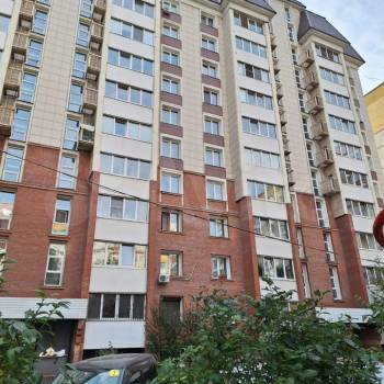 Продается 1-комнатная квартира, 40 м²