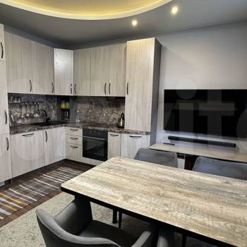 Продается 1-комнатная квартира, 48 м²