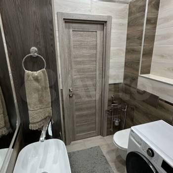 Продается 1-комнатная квартира, 48 м²