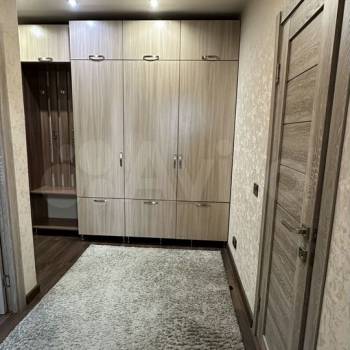 Продается 1-комнатная квартира, 48 м²