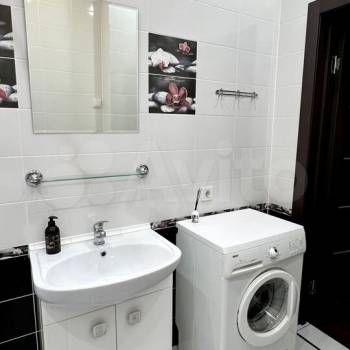 Сдается 1-комнатная квартира, 45 м²