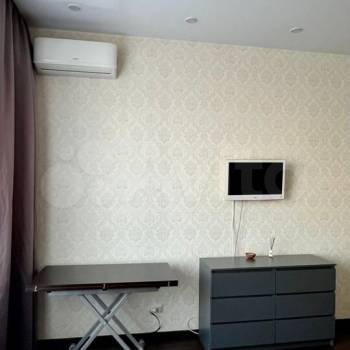 Сдается 1-комнатная квартира, 45 м²