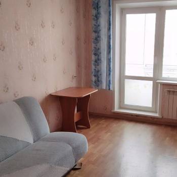 Сдается 1-комнатная квартира, 42 м²