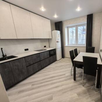 Сдается 2-х комнатная квартира, 63 м²