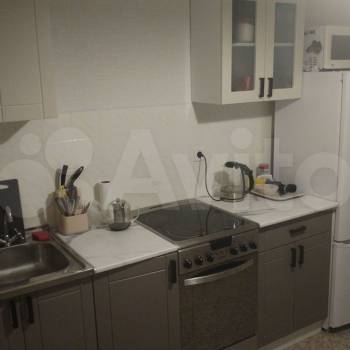 Сдается 1-комнатная квартира, 37 м²