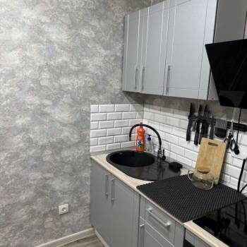 Продается 1-комнатная квартира, 30,6 м²