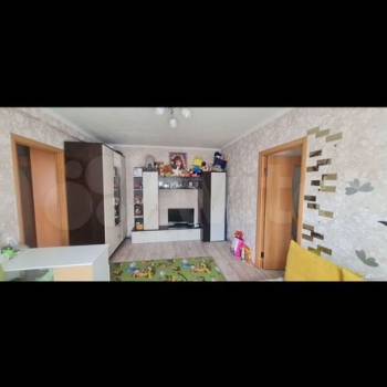 Продается 2-х комнатная квартира, 42 м²