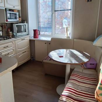 Продается Многокомнатная квартира, 62 м²