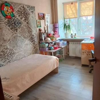 Продается Многокомнатная квартира, 62 м²