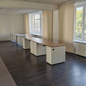 Сдается Нежилое помещение, 359 м²