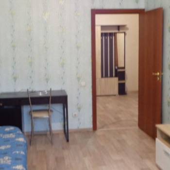 Продается 1-комнатная квартира, 40 м²