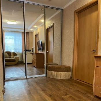 Продается 3-х комнатная квартира, 49 м²