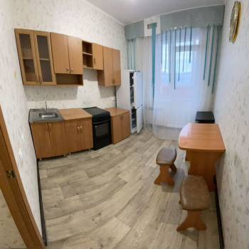 Сдается 1-комнатная квартира, 40 м²