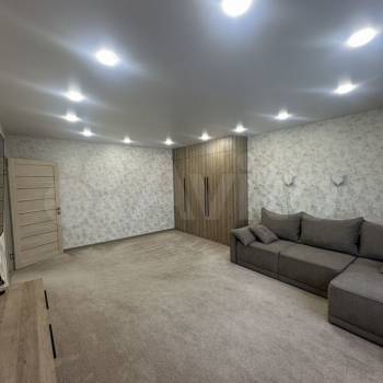 Продается 2-х комнатная квартира, 67,9 м²