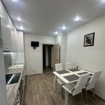 Продается 2-х комнатная квартира, 67,9 м²