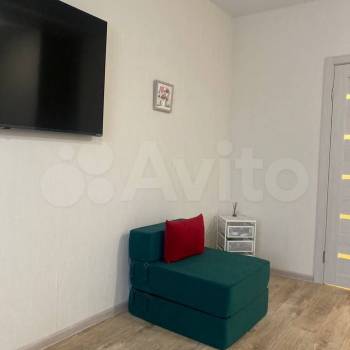 Продается 1-комнатная квартира, 30,4 м²