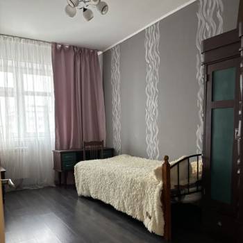Сдается Многокомнатная квартира, 80 м²