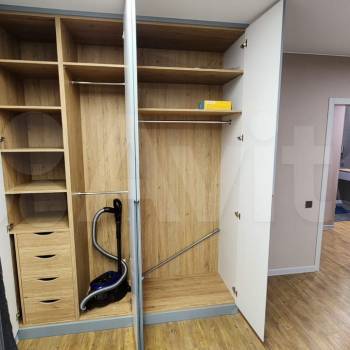 Сдается 1-комнатная квартира, 49 м²