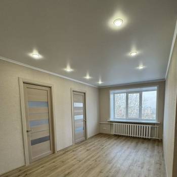 Продается Многокомнатная квартира, 62,1 м²