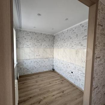 Продается Многокомнатная квартира, 62,1 м²