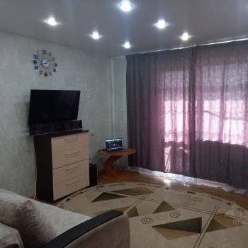 Продается 1-комнатная квартира, 40,7 м²