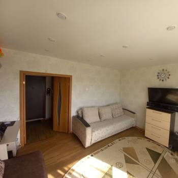 Продается 1-комнатная квартира, 40,7 м²